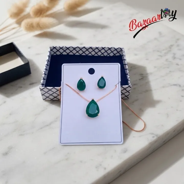 Elegant Green Teardrop Necklace & Earrings Set for Women – Stylish Jewelry Set